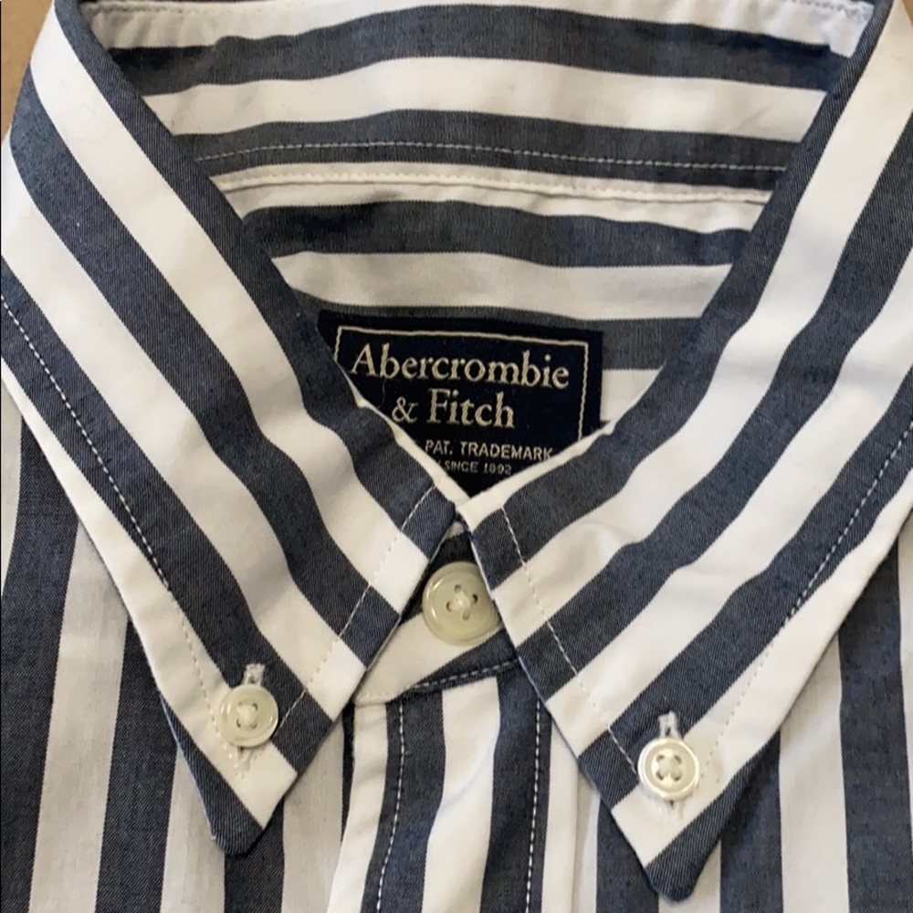 A&F Button Down - Picture 2 of 5